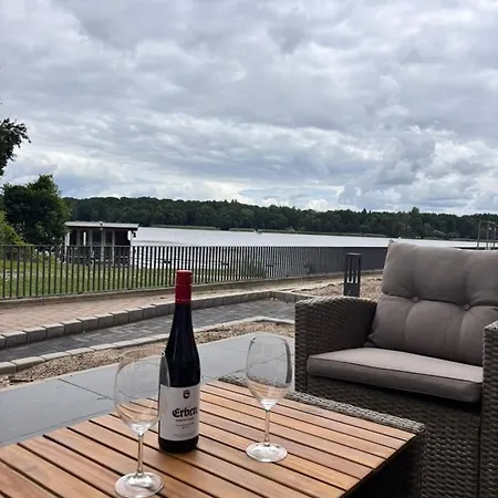 Ferienwohnungen Am See - Neuruppin